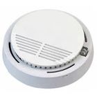 Célula de la seguridad en el hogar - alarma conectada atada con alambre montada del detector de gas combustible