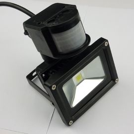 Aluminio llevado solar de 10 del vatio de la seguridad luces de inundación que funde ángulo de haz a troquel de 180 grados